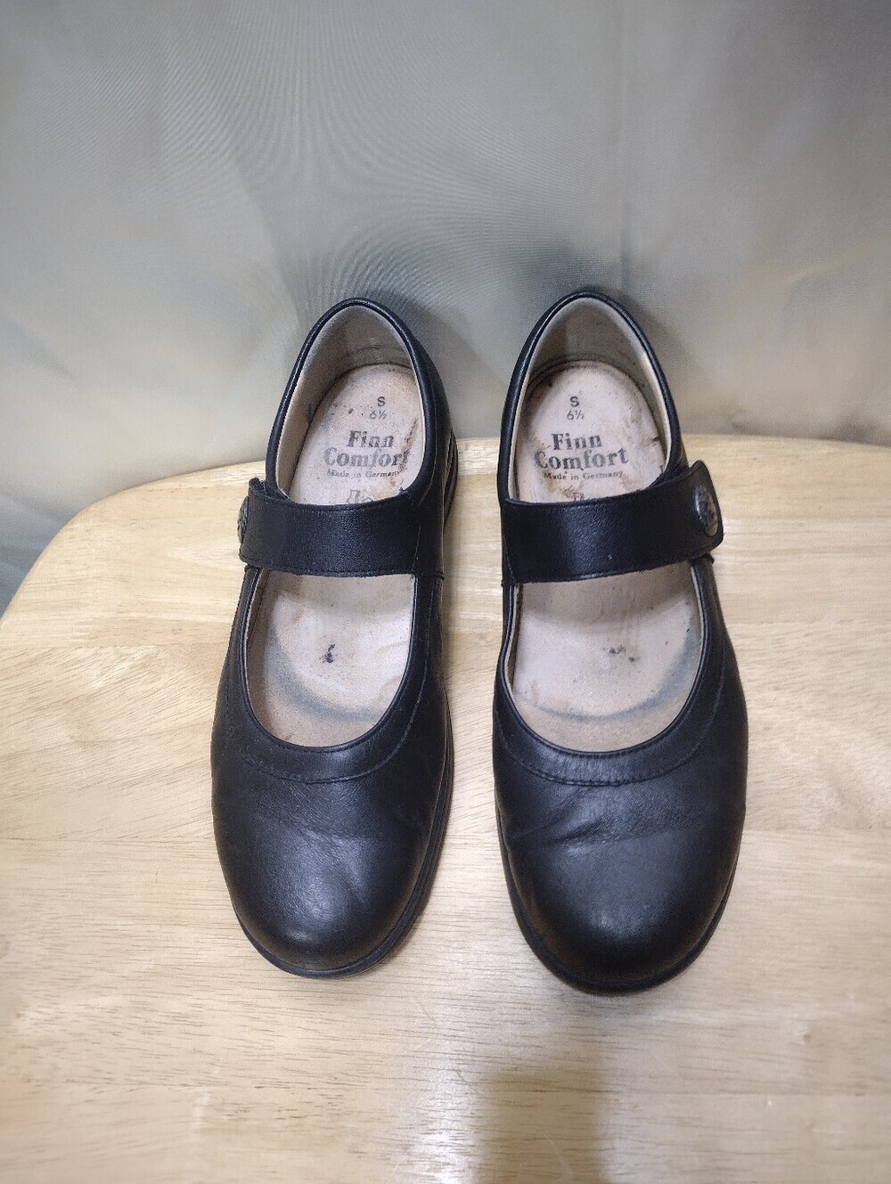 Finn Comfort Harumi Mary Jane Black size US 9